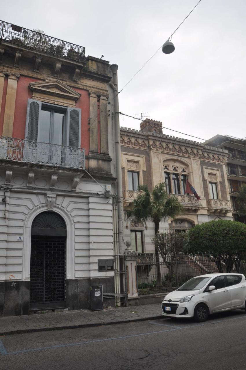Appartamenti Villa Bellini Катания Экстерьер фото